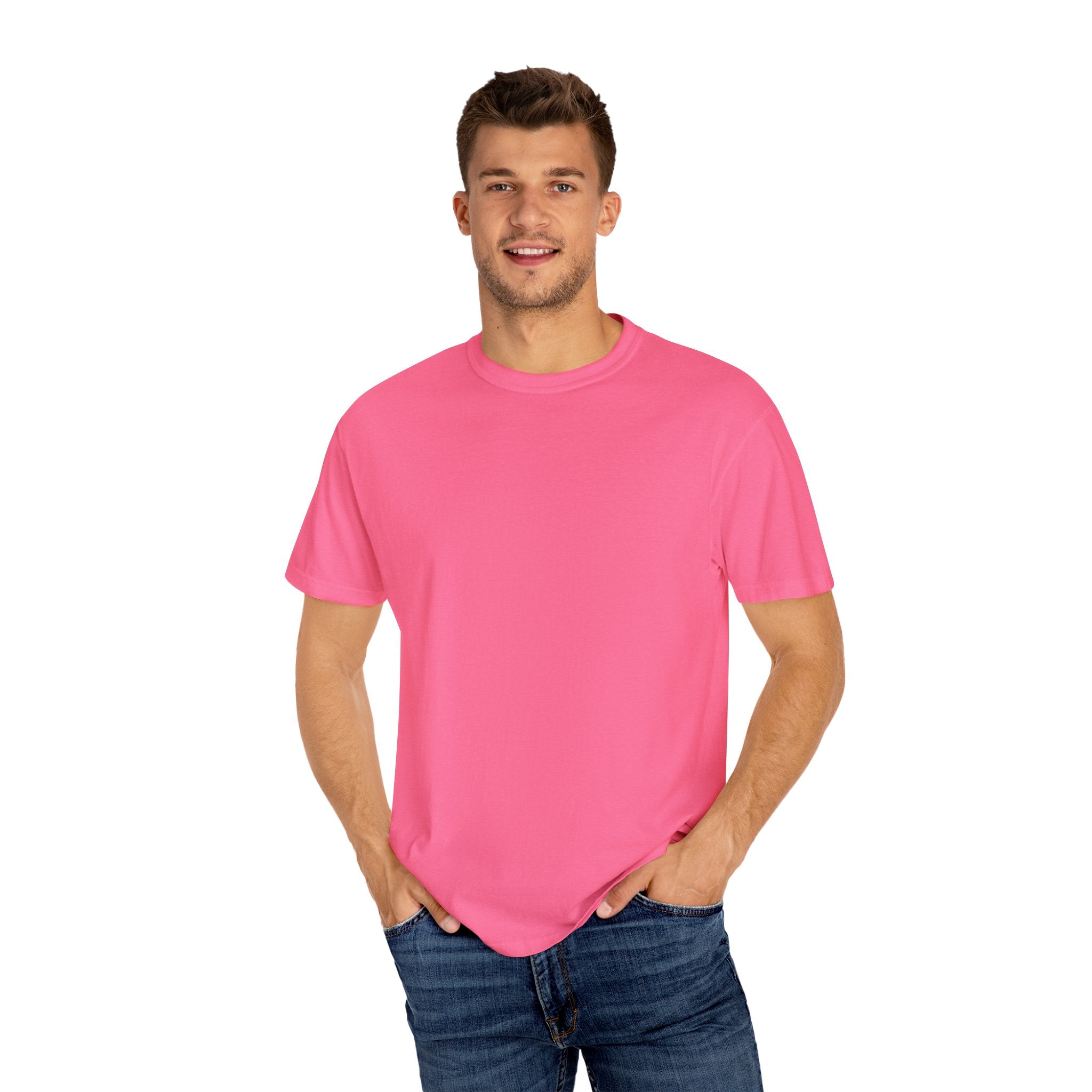 Man wearing a pink t-shirt and blue jeans on a white background